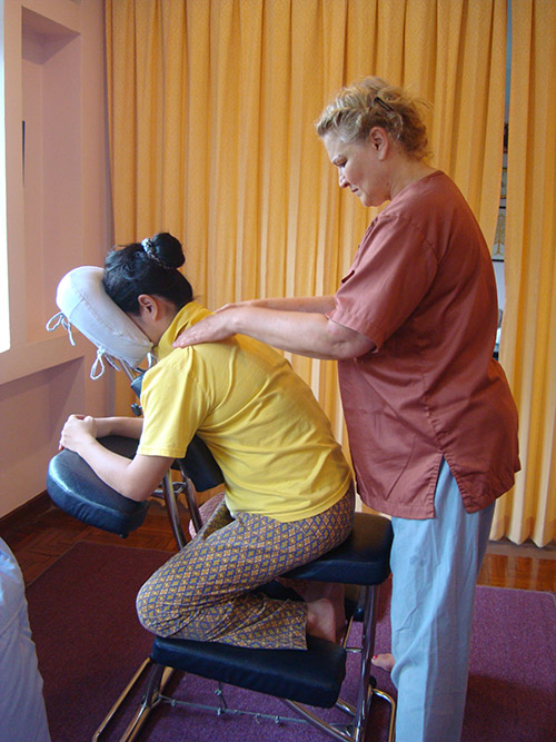 Seated discount chair massage